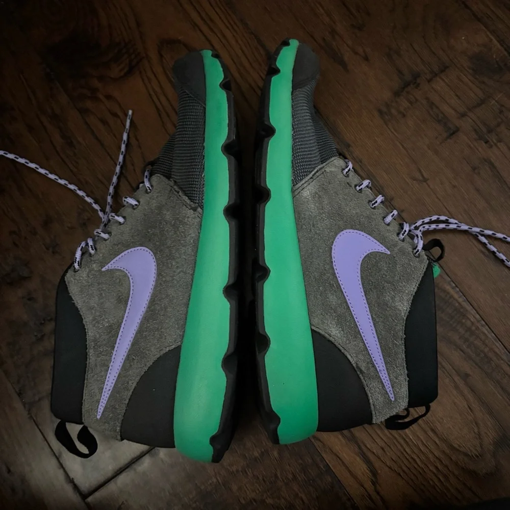 Nike Men’s Roshe Hightop - Picture 8 of 10